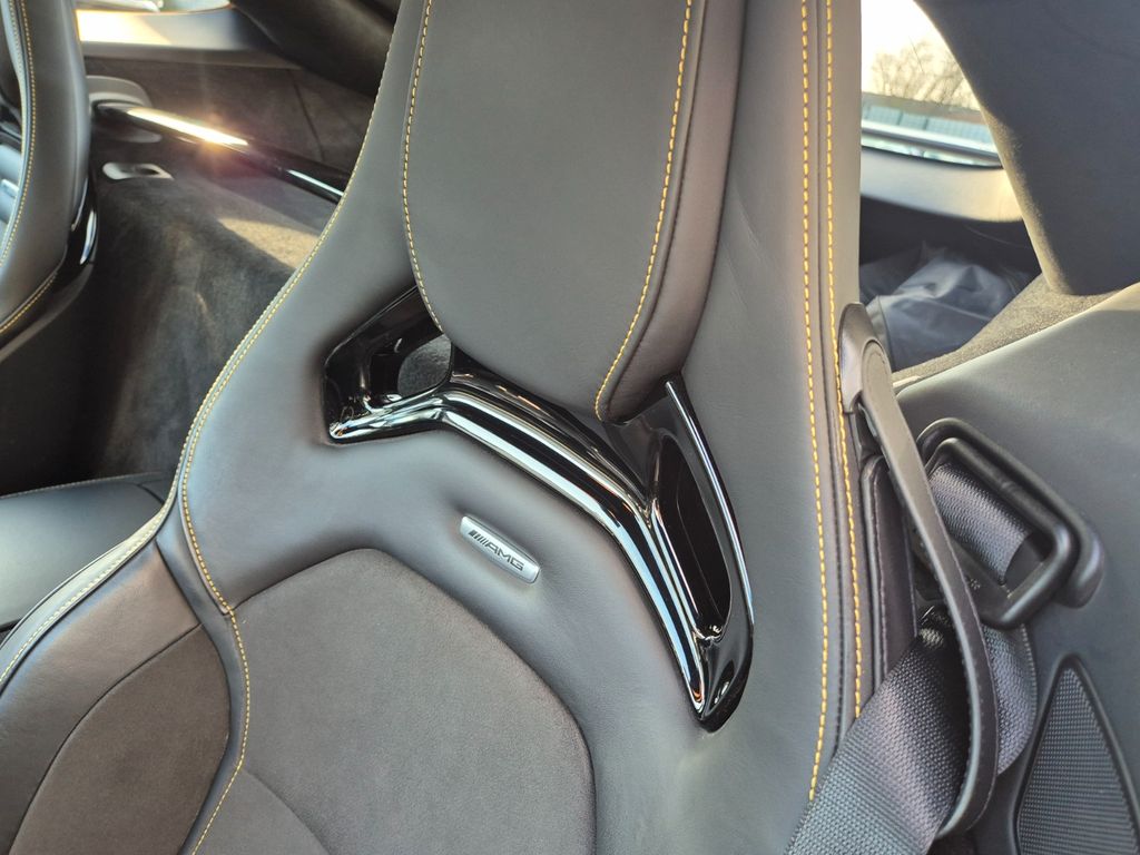 Mercedes-Benz AMG GT R 2021