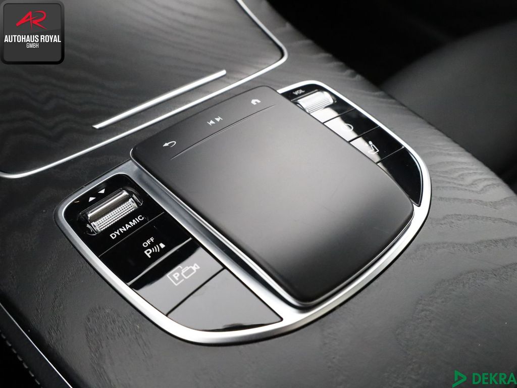 Mercedes-Benz E 300 2022
