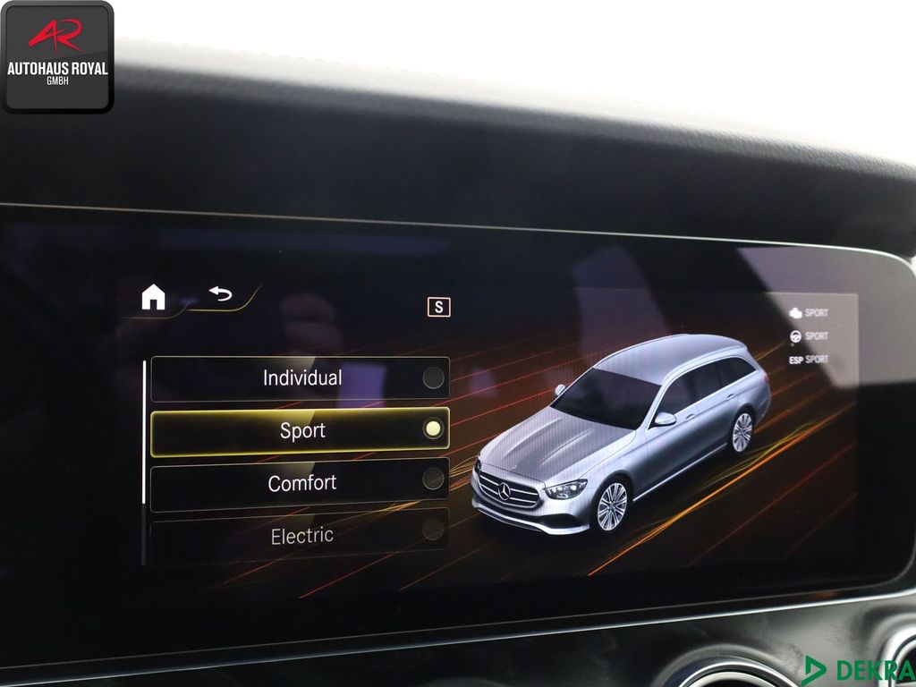 Mercedes-Benz E 300 2022