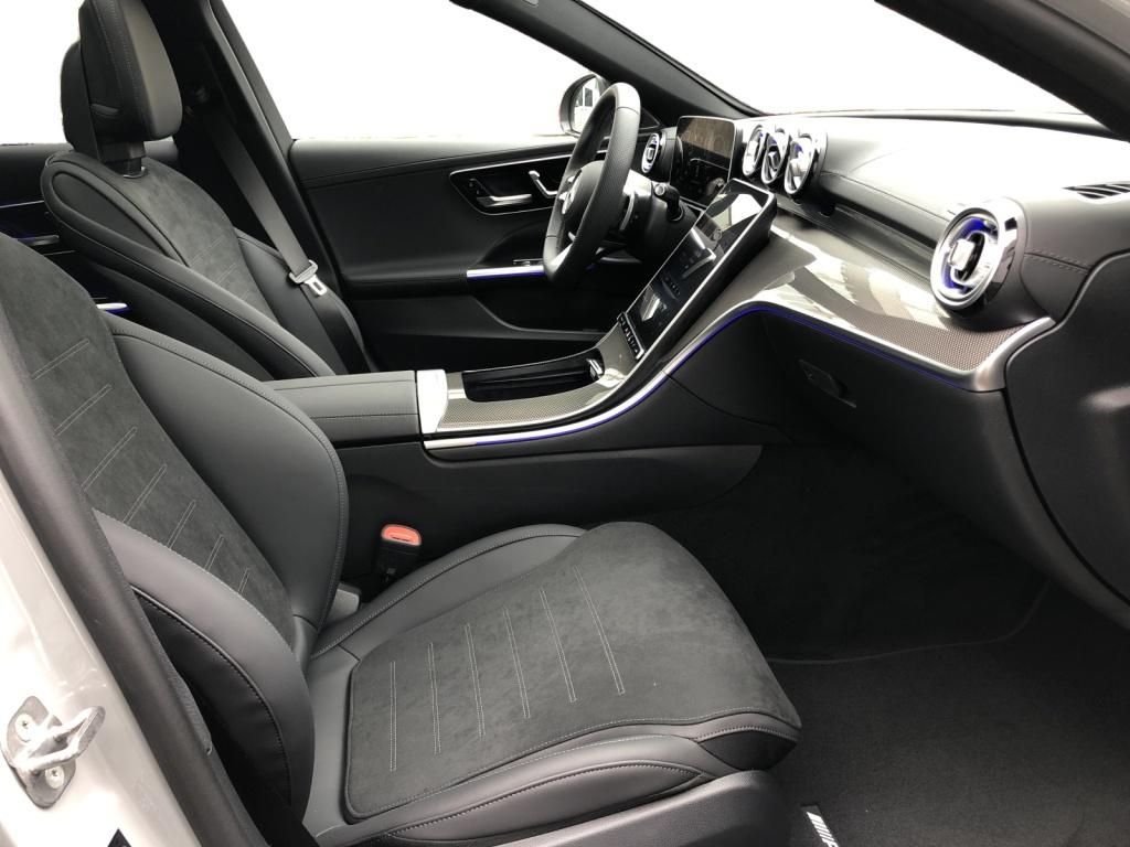 Mercedes-Benz C 300 2025