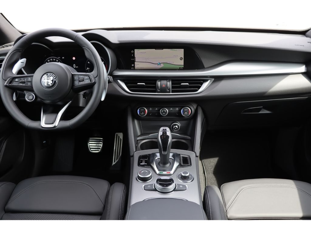 Alfa Romeo Stelvio 2026