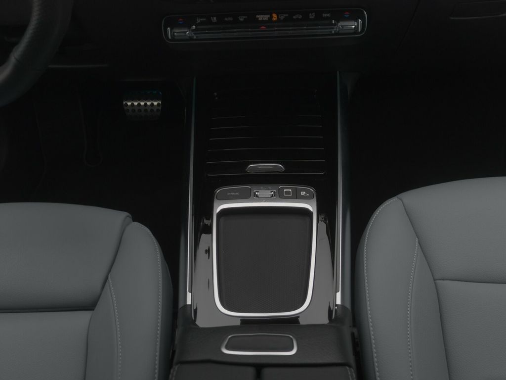 Mercedes-Benz GLA 220 2025