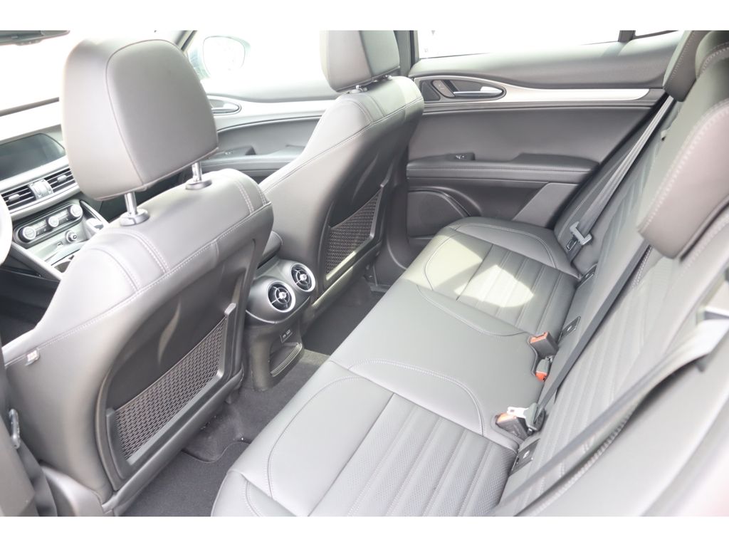 Alfa Romeo Stelvio 2026