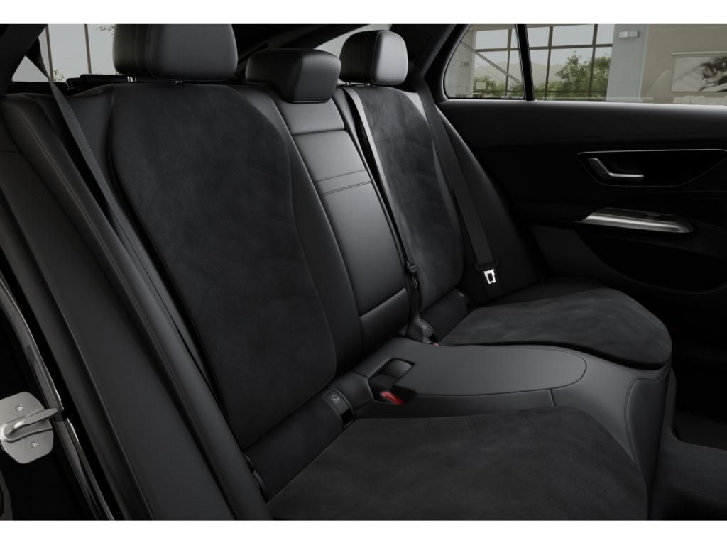 Mercedes-Benz E 300 2025