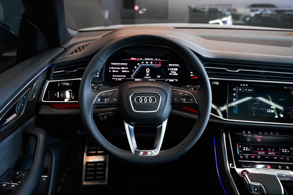 Audi SQ8 2024