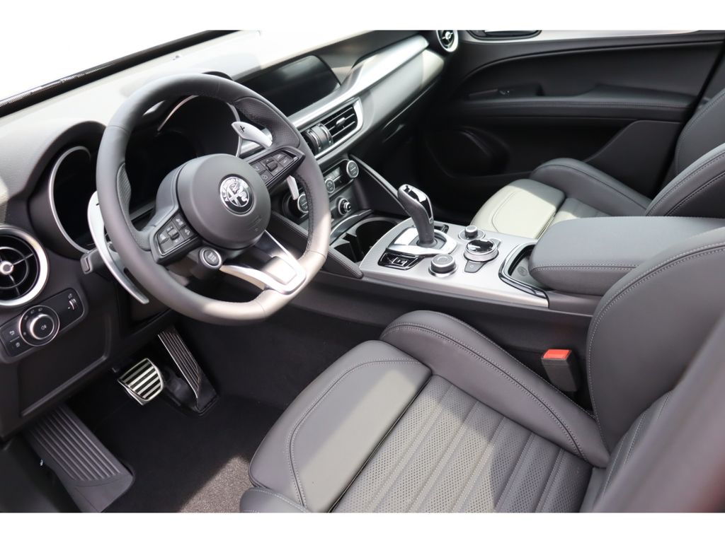 Alfa Romeo Stelvio 2026