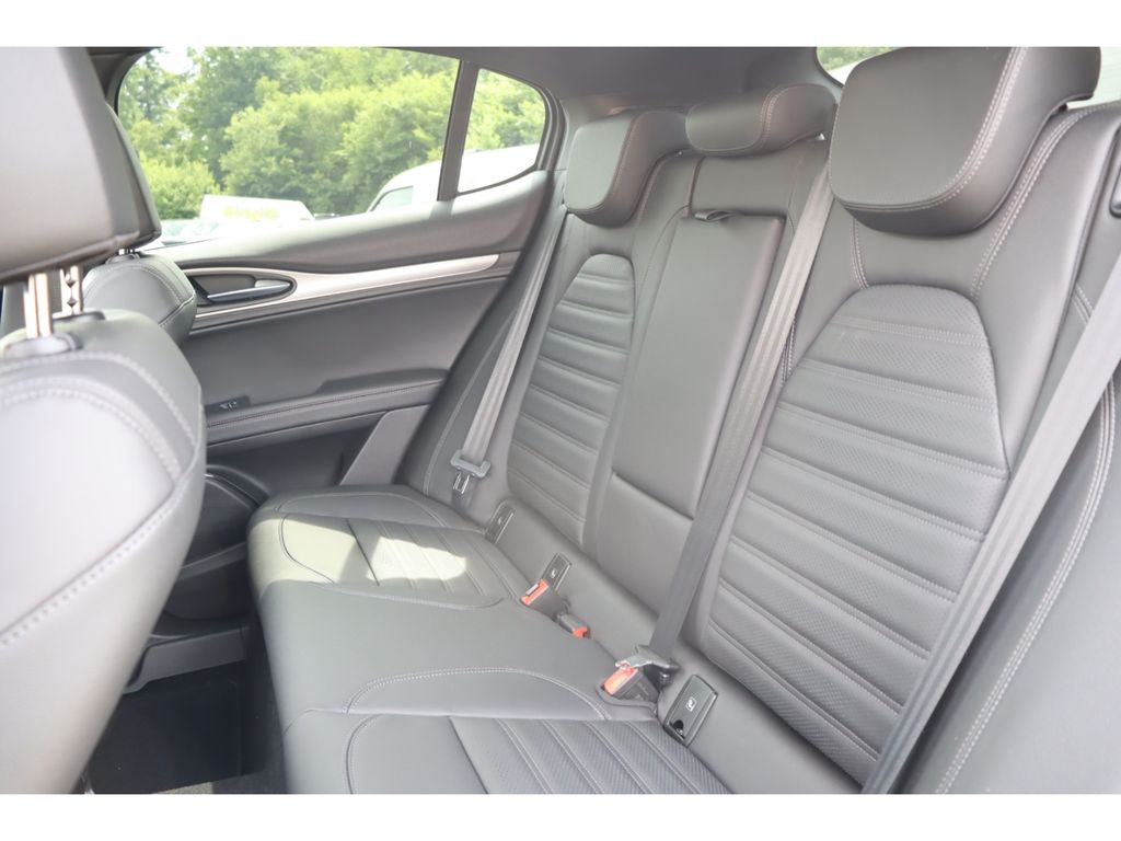 Alfa Romeo Stelvio 2026