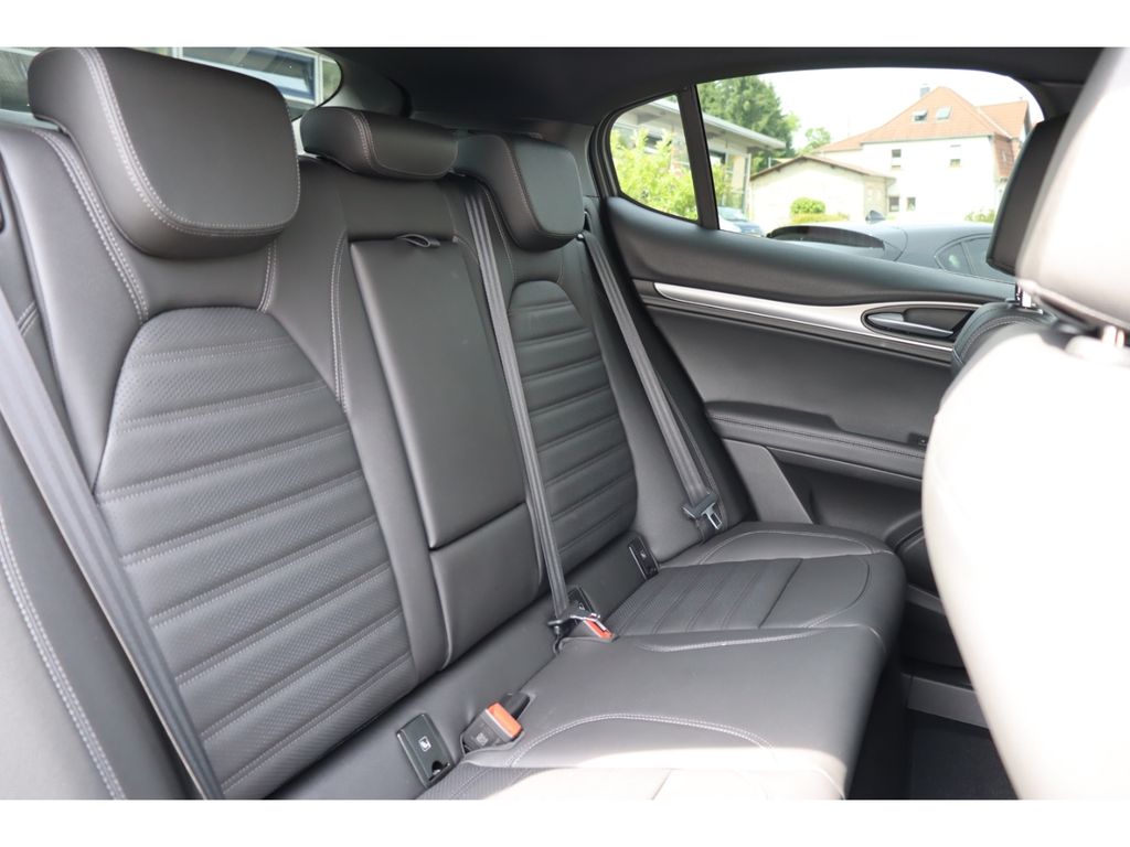 Alfa Romeo Stelvio 2026