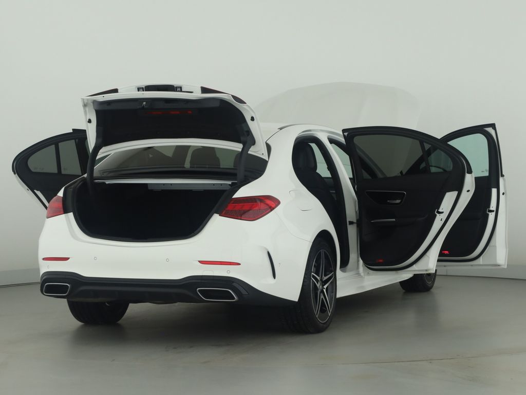 Mercedes-Benz C 300 2025