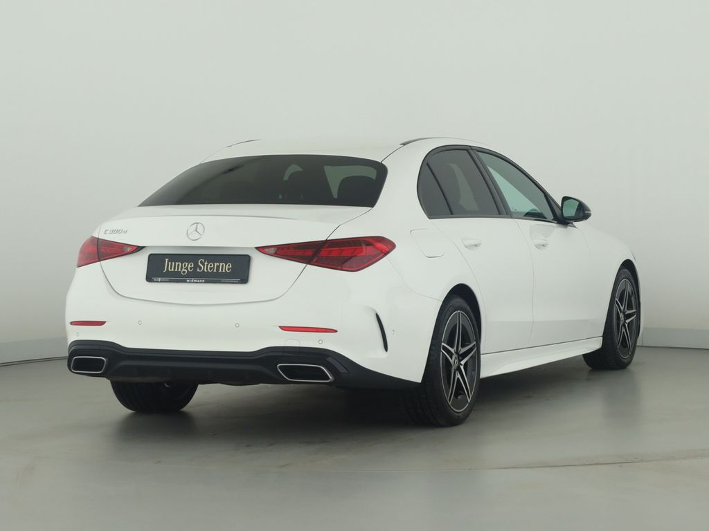 Mercedes-Benz C 300 2025