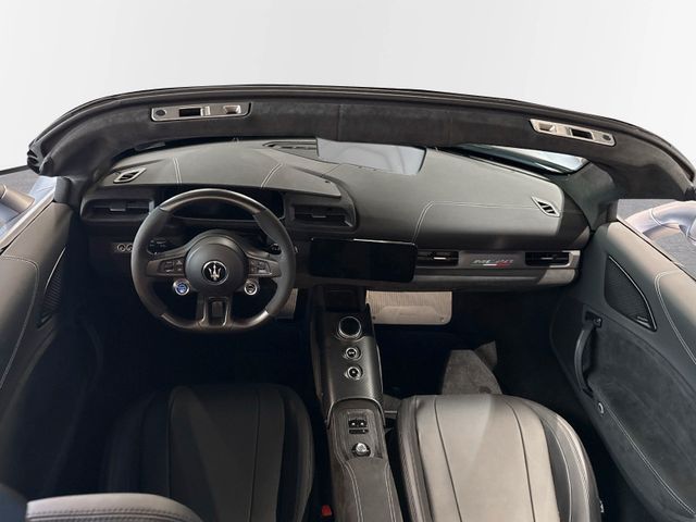 Maserati MC20