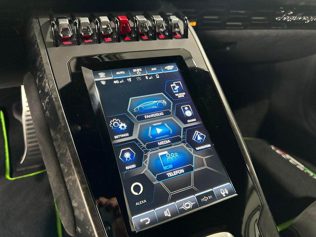 Lamborghini Huracán 2021