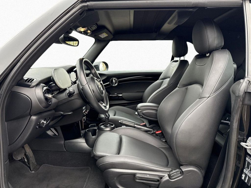 MINI John Cooper Works Cabrio 2023