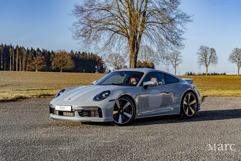 Porsche 992 2023