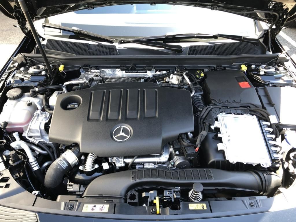 Mercedes-Benz A 220 2025