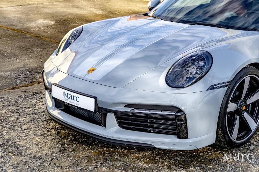 Porsche 992 2023