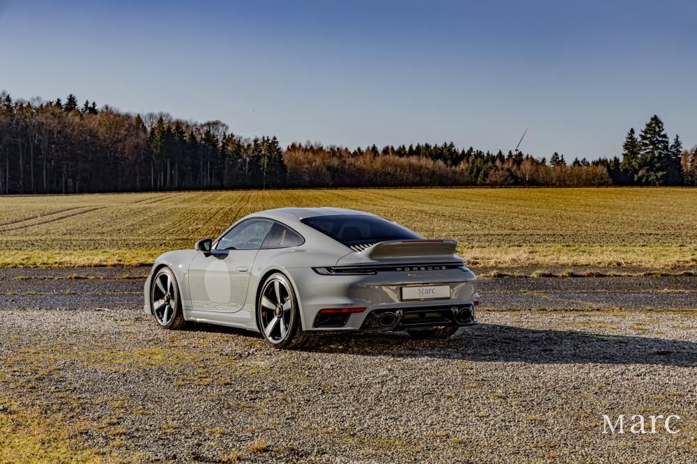 Porsche 992 2023