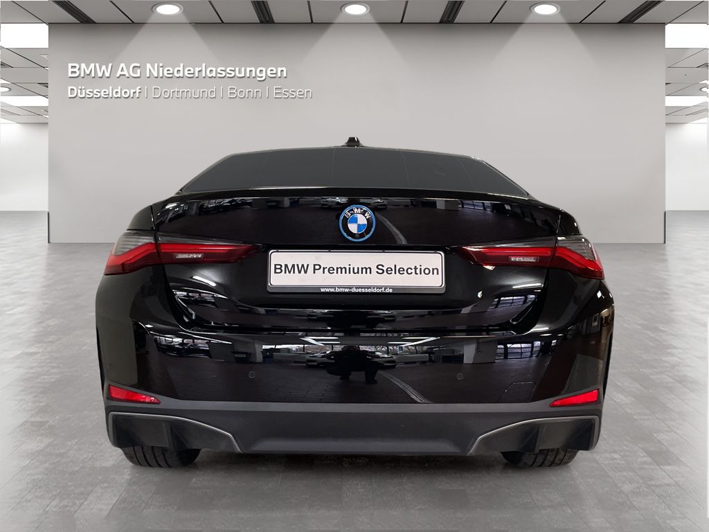 BMW i4 2023