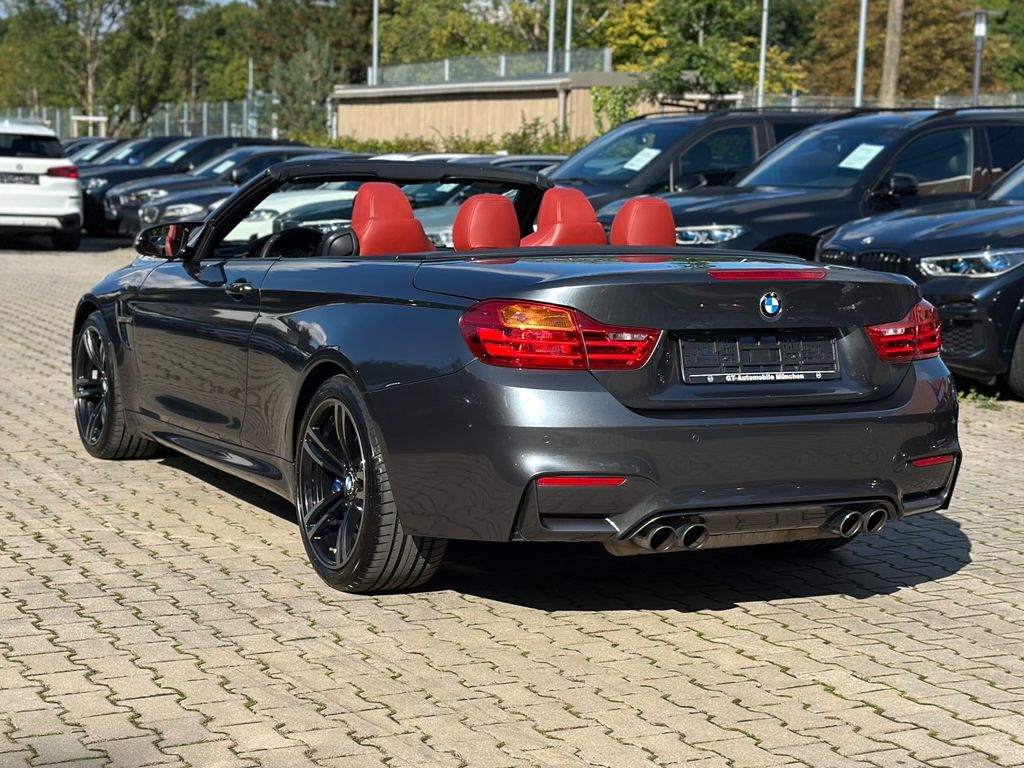 BMW M4 2015