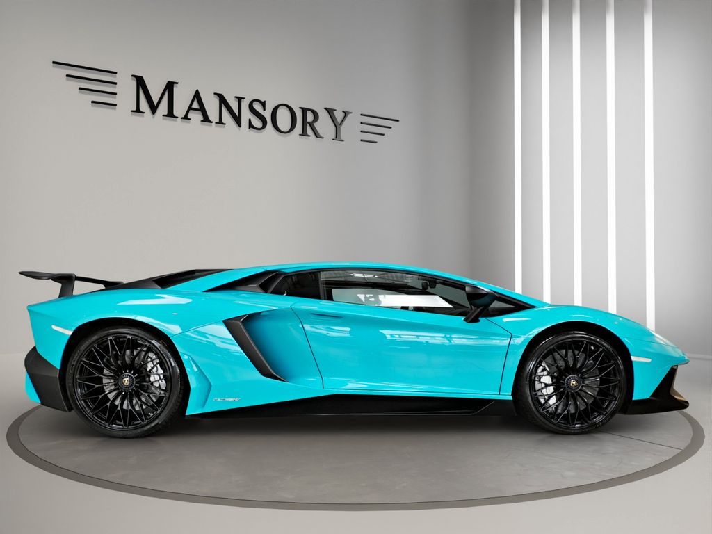 Lamborghini Aventador 2015