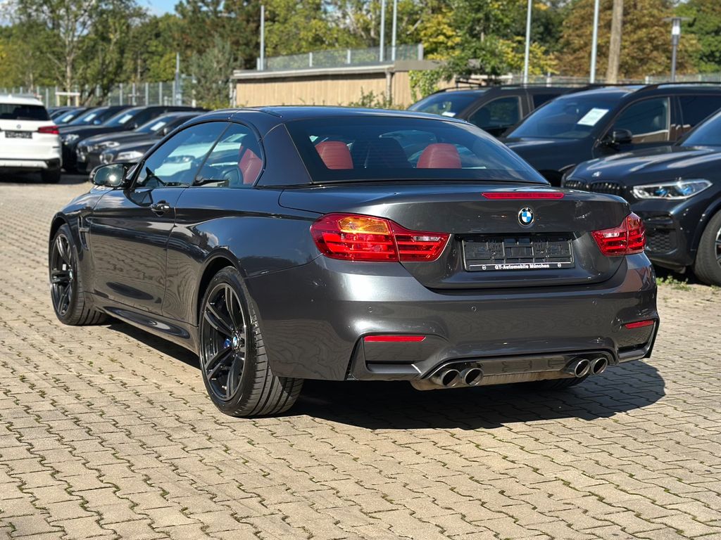BMW M4 2015
