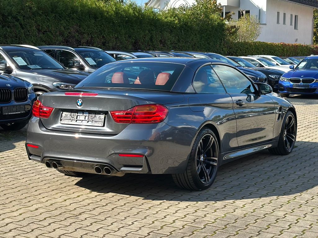 BMW M4 2015