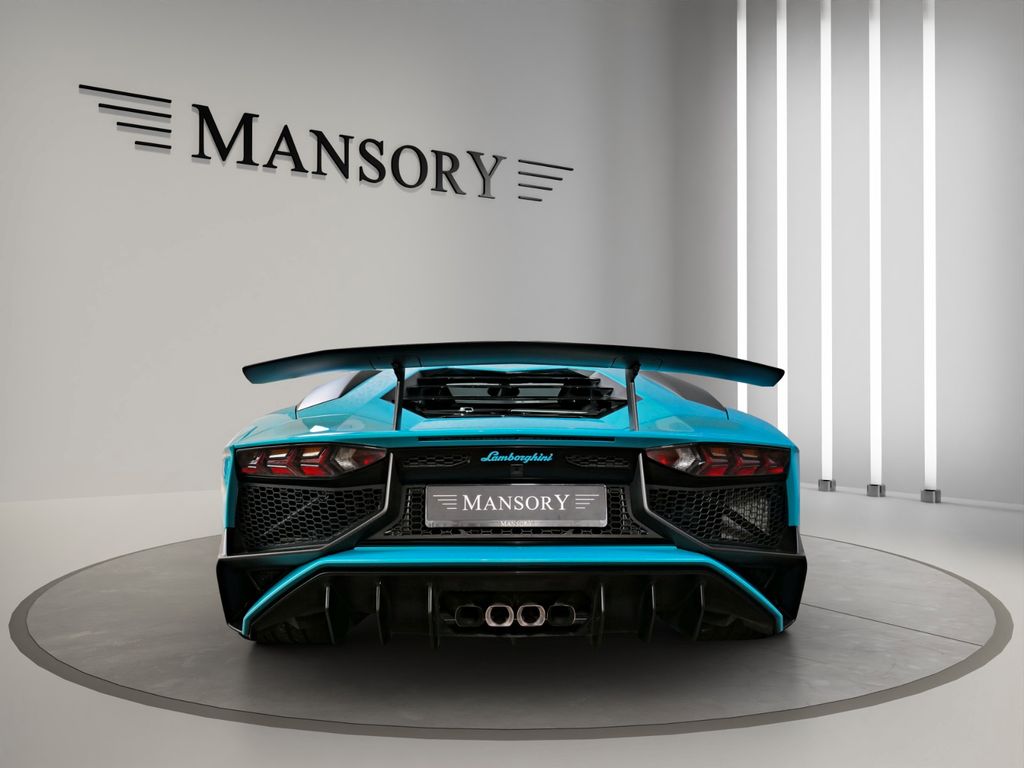 Lamborghini Aventador 2015