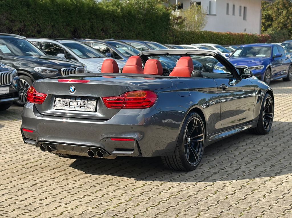 BMW M4 2015
