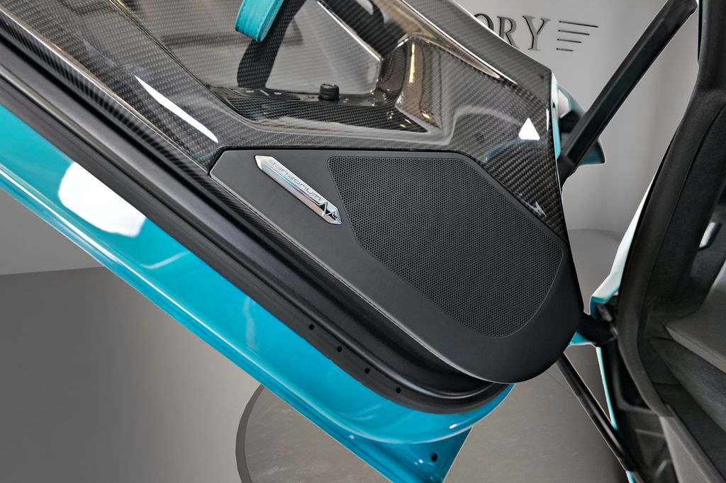 Lamborghini Aventador 2015