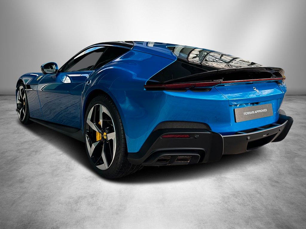 Ferrari 12Cilindri 2025