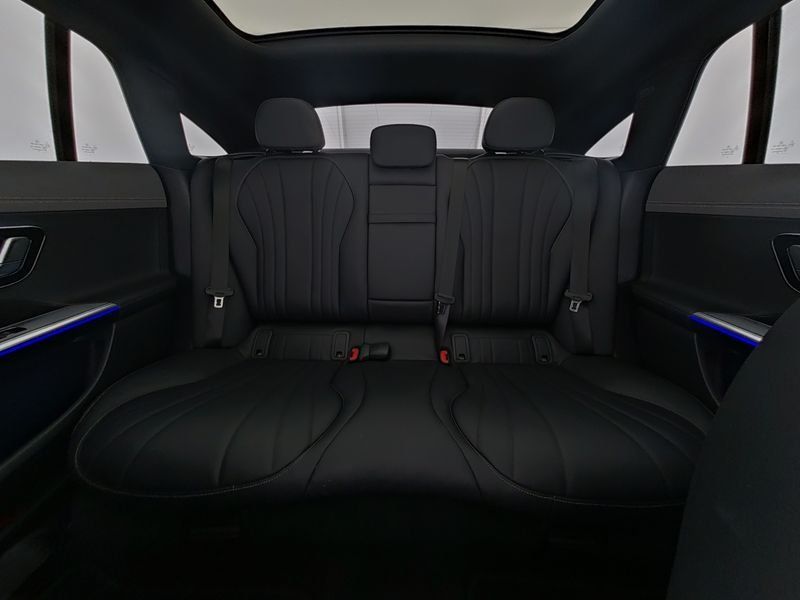 Mercedes-Benz EQE 2025