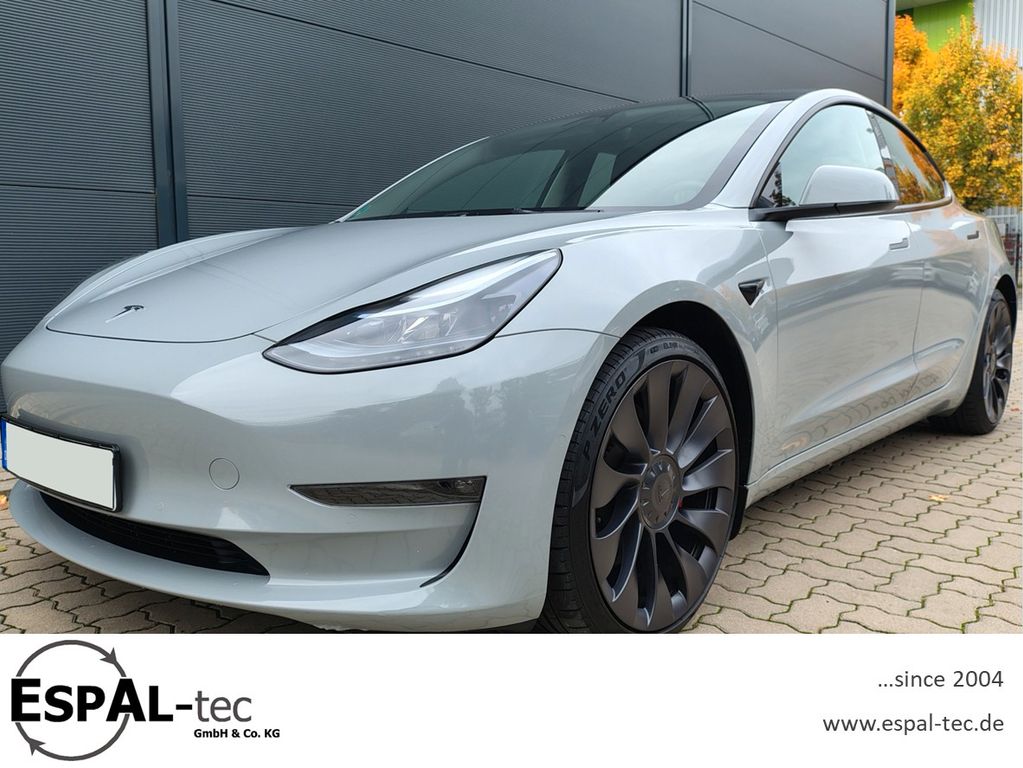 Tesla Model 3 2022