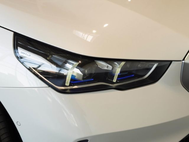 BMW i5 2024