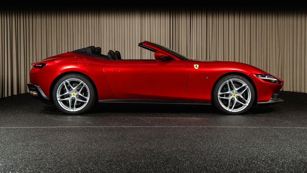 Ferrari Roma 2024
