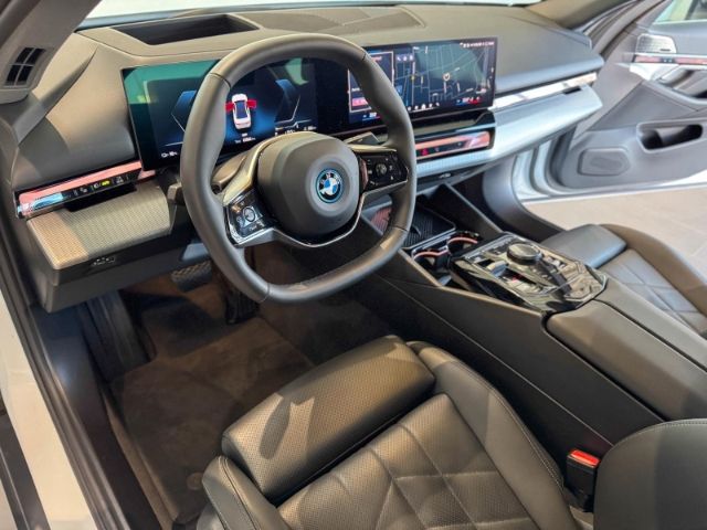 BMW i5 2024