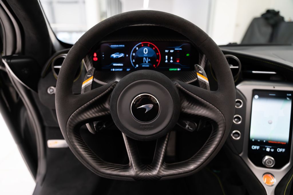 McLaren 750S 2024