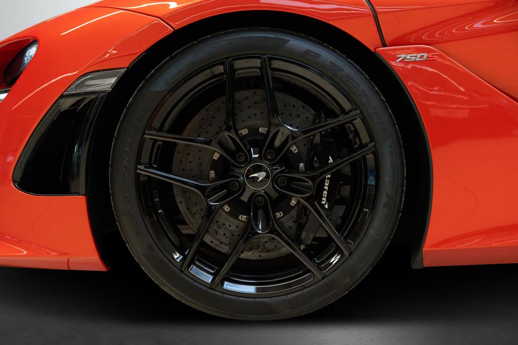 McLaren 750S 2024