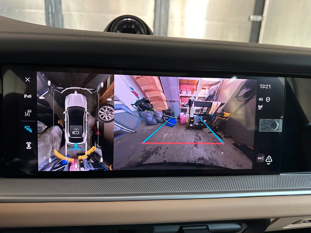 Porsche Cayenne 2023