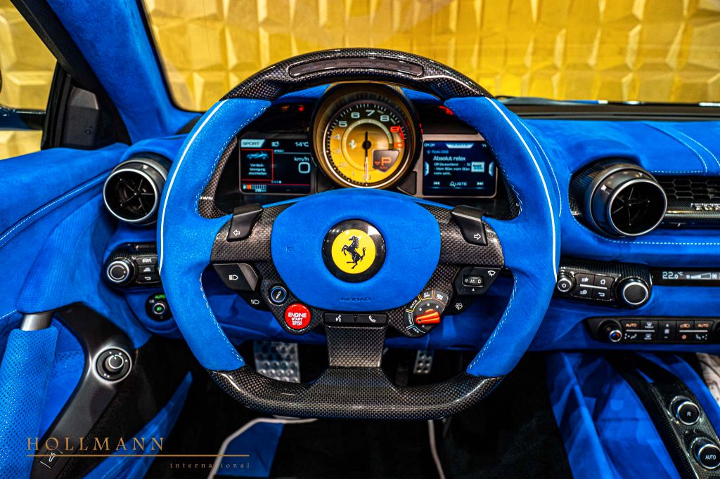 Ferrari 812