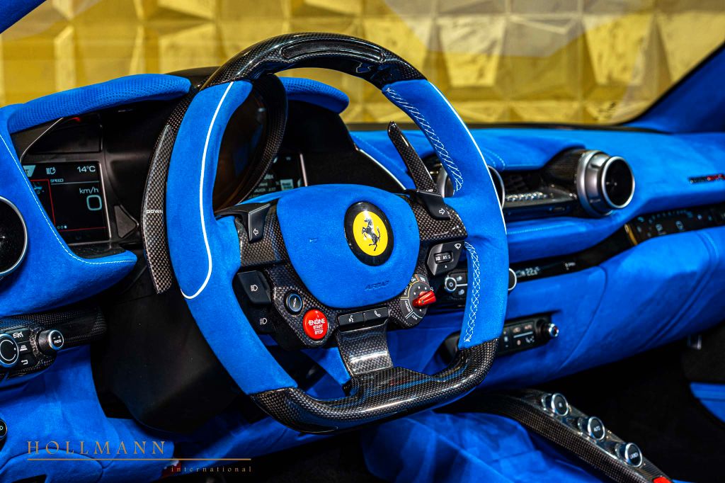 Ferrari 812