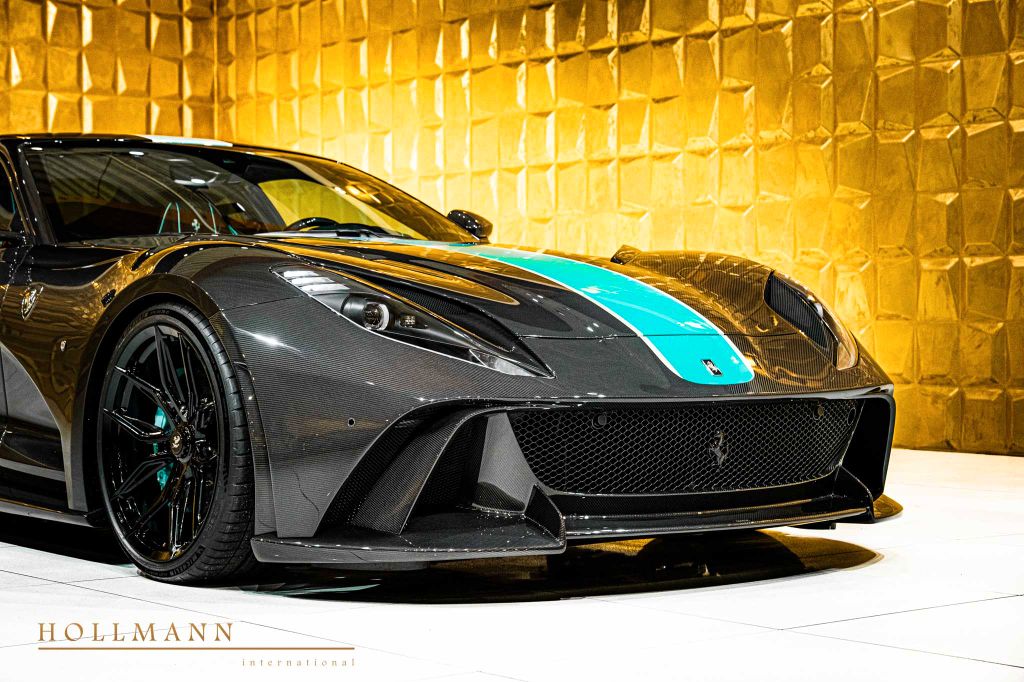 Ferrari 812