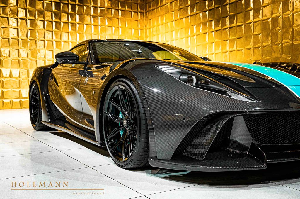 Ferrari 812