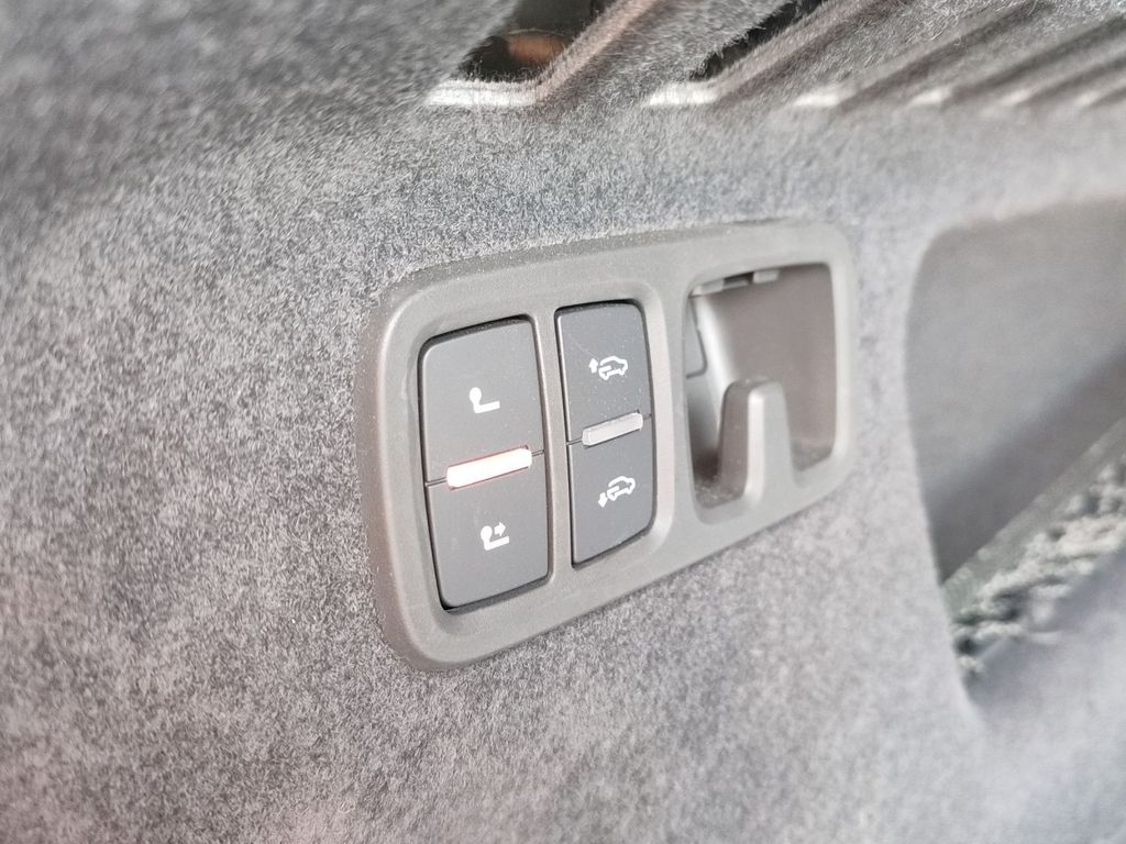 Audi SQ8 2024