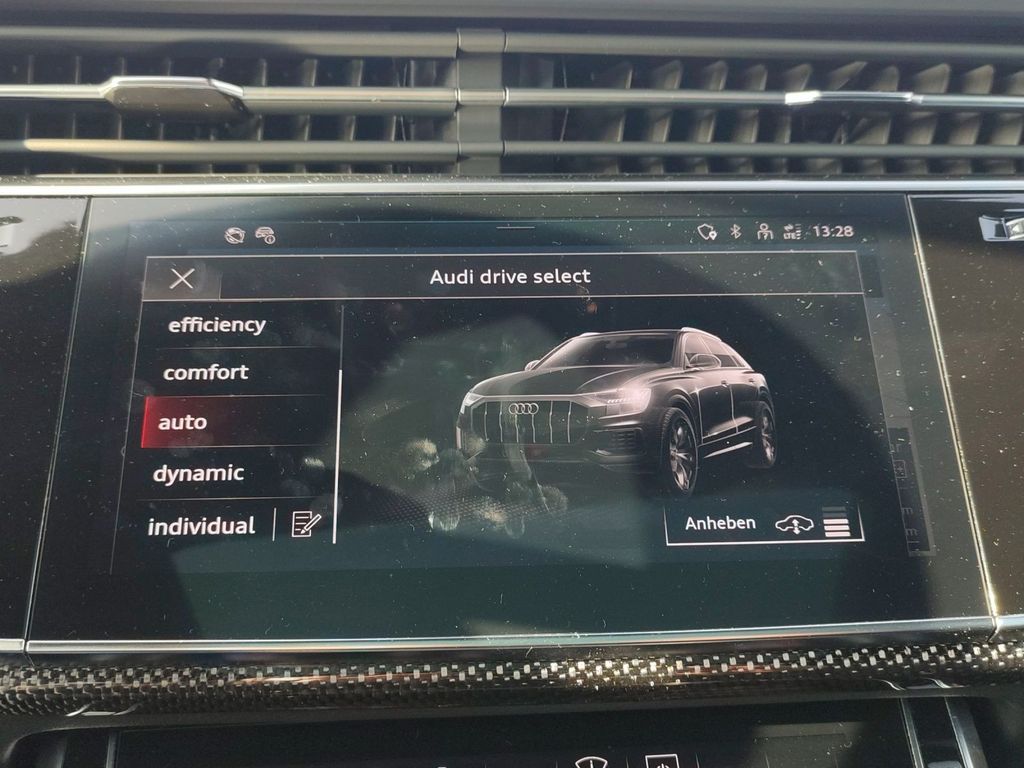 Audi SQ8 2024