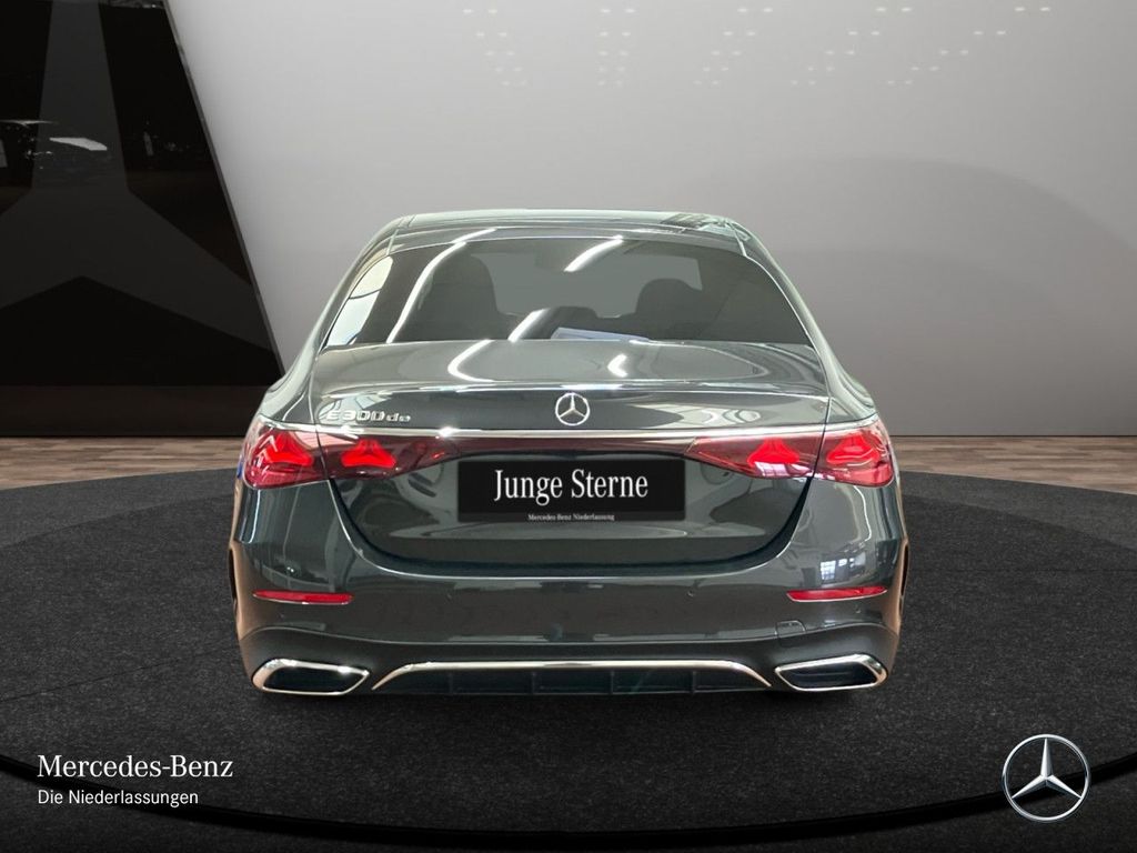 Mercedes-Benz E 300 2025