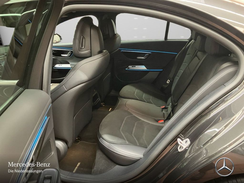 Mercedes-Benz E 300 2025