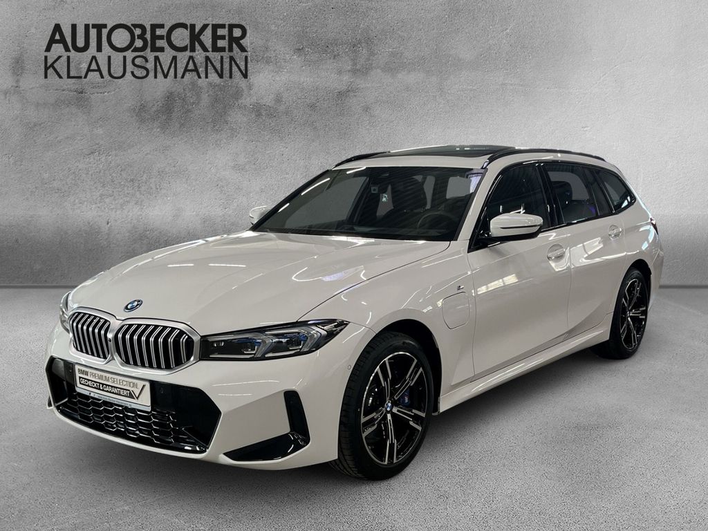 BMW 330 2025
