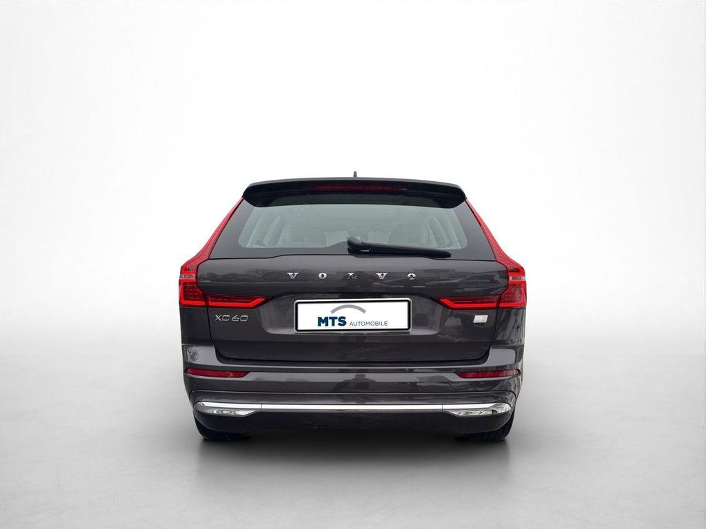 Volvo XC60 2022