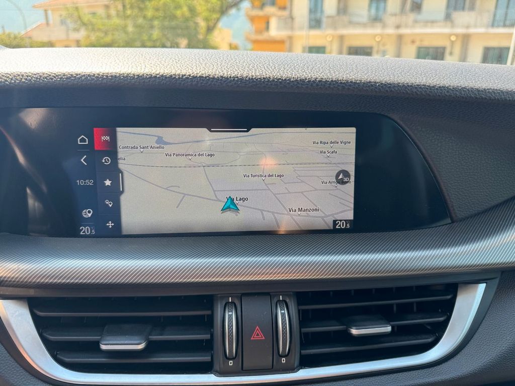 Alfa Romeo Stelvio 2021