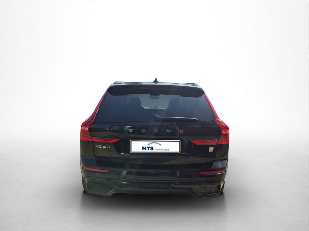 Volvo XC60 2025